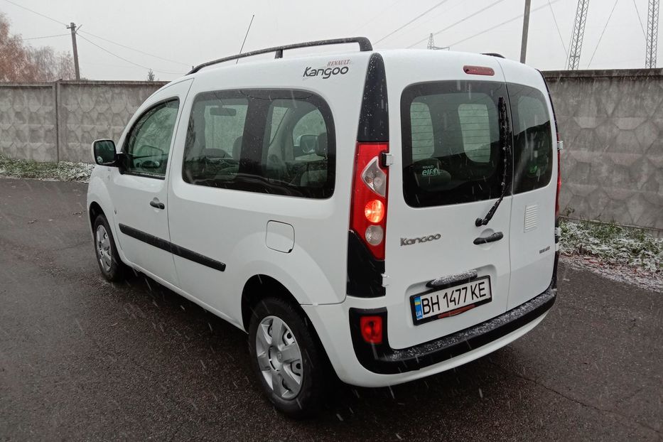 Продам Renault Kangoo пасс. 1,5 dci  90лс. 2010 года в Киеве