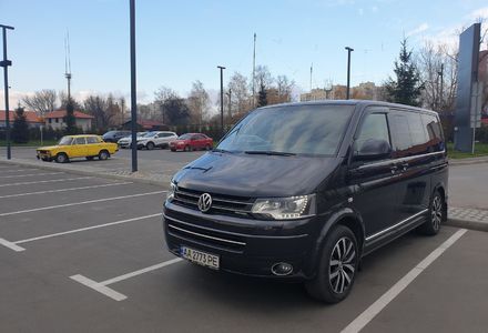 Продам Volkswagen Multivan 2010 года в Киеве