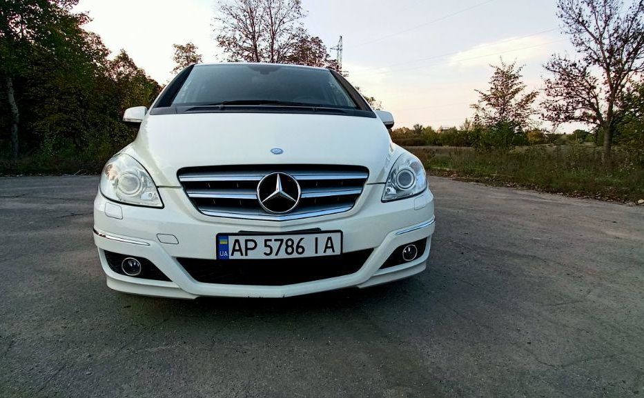 Продам Mercedes-Benz B 180 2009 года в Запорожье