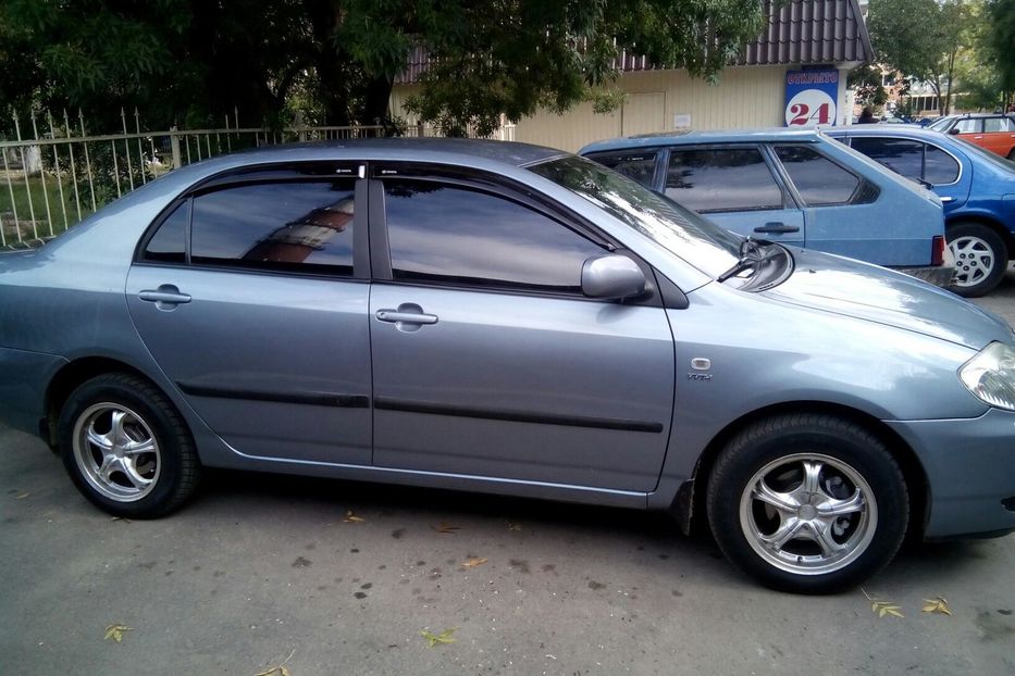 Продам Toyota Corolla 2004 года в Одессе