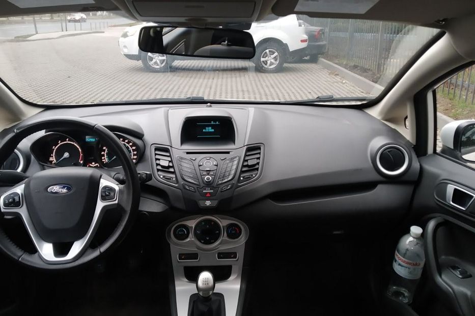Продам Ford Fiesta 2016 года в Киеве