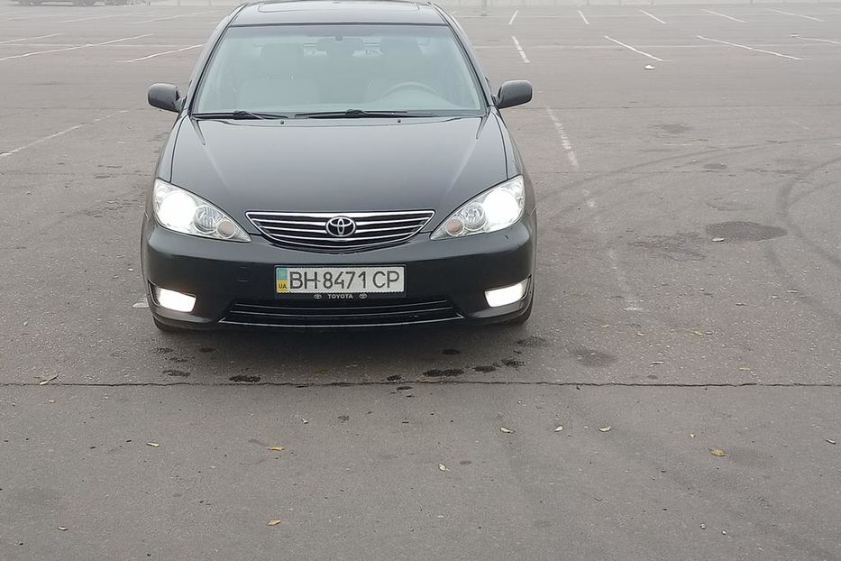 Продам Toyota Camry 2004 года в Одессе