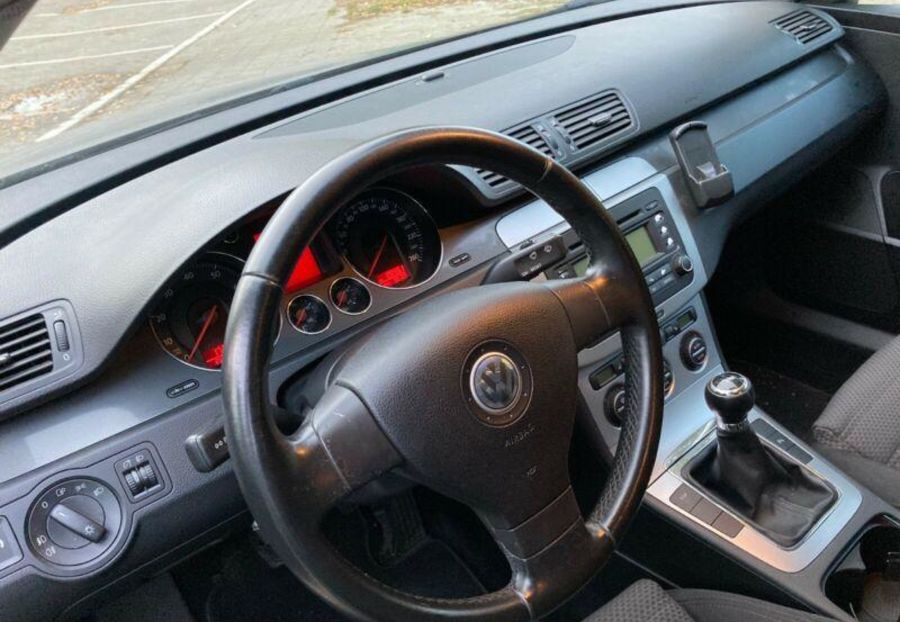 Продам Volkswagen Passat B6 2008 года в Черновцах