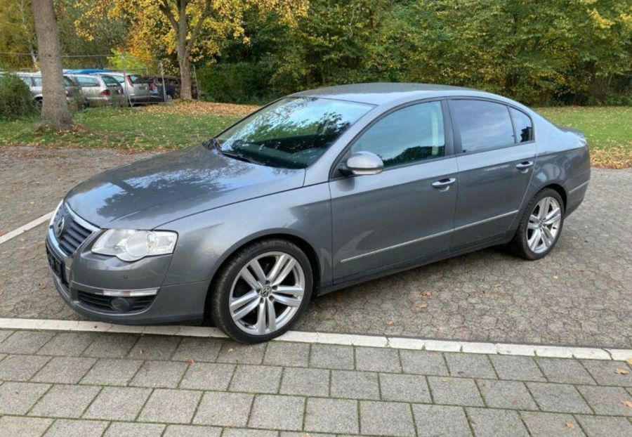 Продам Volkswagen Passat B6 2008 года в Черновцах