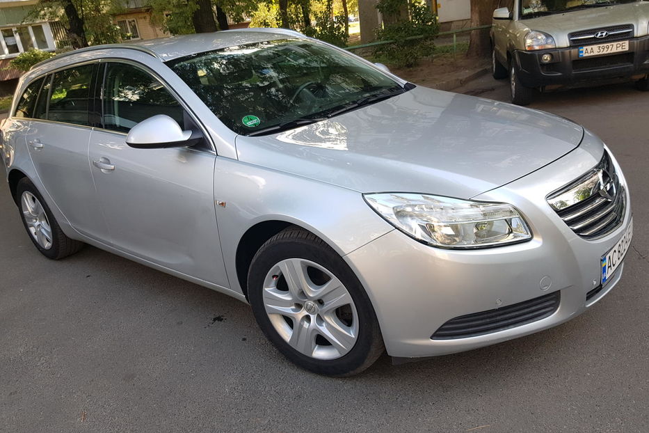 Продам Opel Insignia 2010 года в Киеве