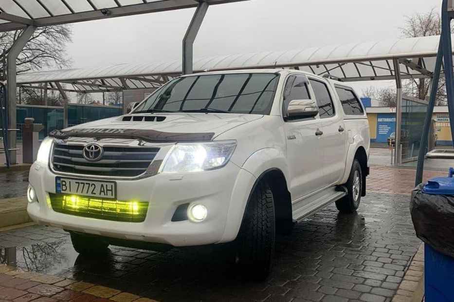 Продам Toyota Hilux 2014 года в Полтаве