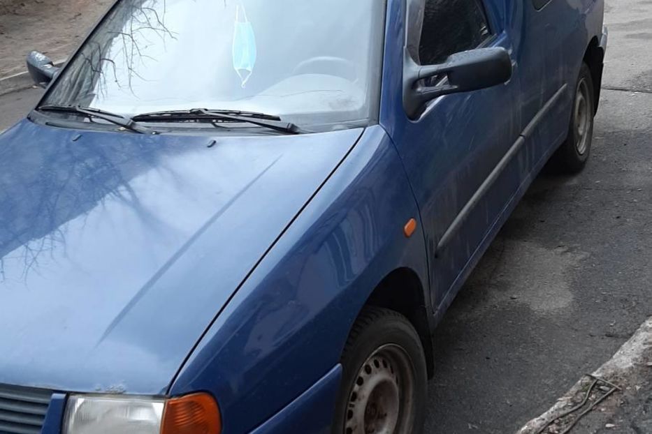 Продам Volkswagen Caddy пасс. 2003 года в Киеве