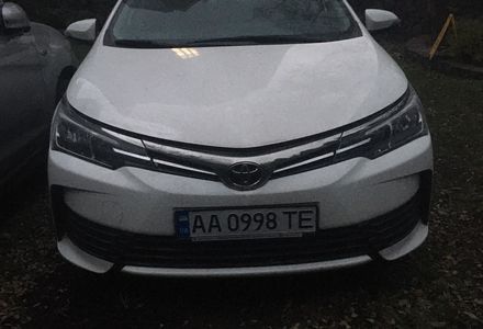 Продам Toyota Corolla 2017 года в Киеве