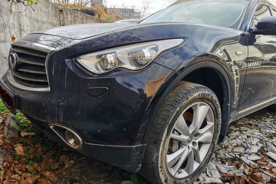 Продам Infiniti QX70 Premium 2016 года в Днепре