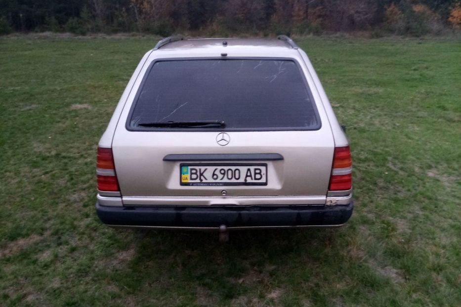 Продам Mercedes-Benz E-Class 1991 года в г. Кременчуг, Полтавская область