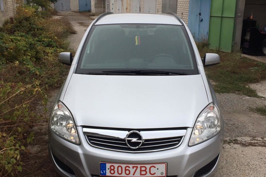 Продам Opel Zafira 2009 года в Харькове