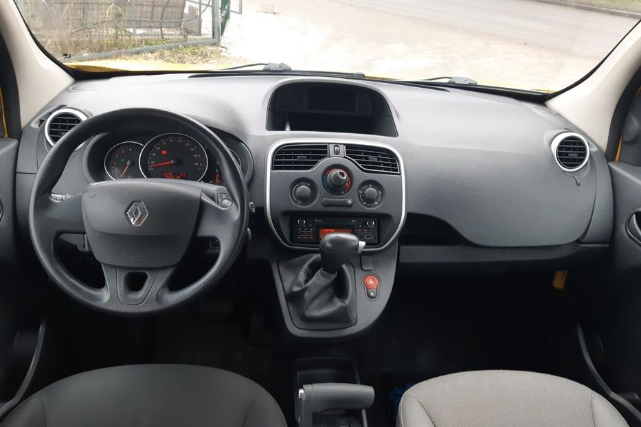 Продам Renault Kangoo пасс. Medium TCe 115 Business EDC 2016 года в Тернополе