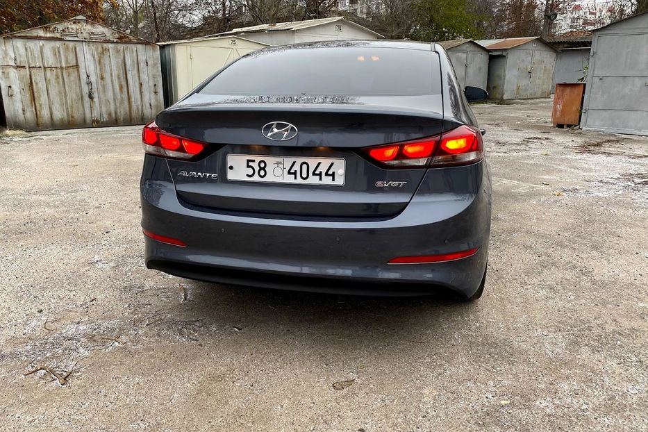 Продам Hyundai Avante Пригон Авто из Южной Кореи 2016 года в Одессе