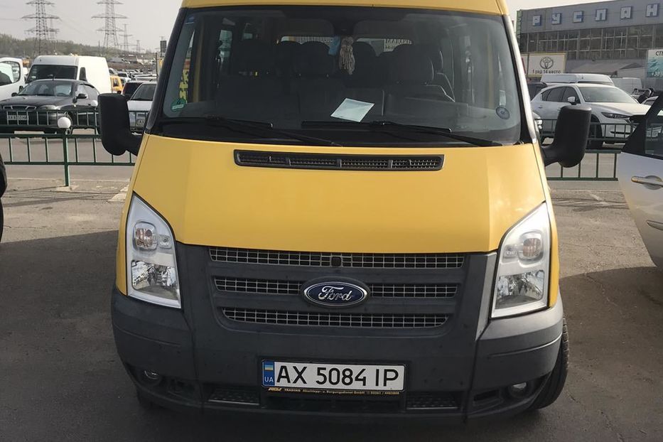 Продам Ford Transit пасс. 2013 года в Харькове