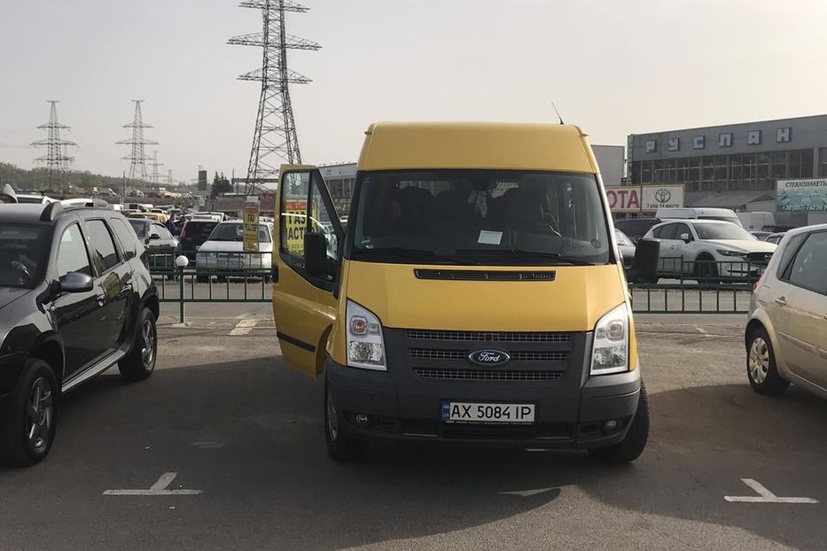 Продам Ford Transit пасс. 2013 года в Харькове