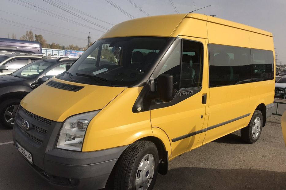 Продам Ford Transit пасс. 2013 года в Харькове