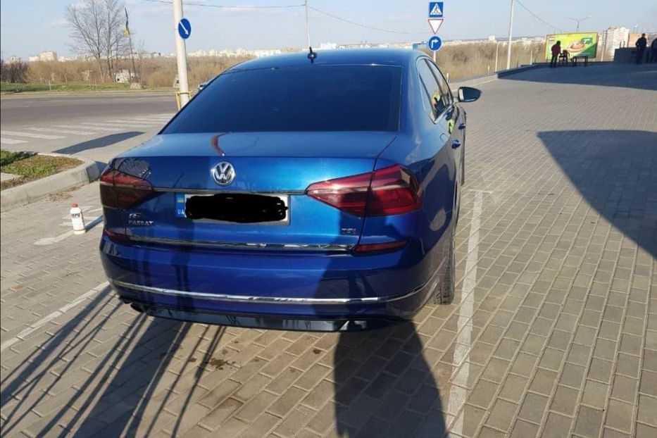 Продам Volkswagen Passat B8 2016 года в Киеве