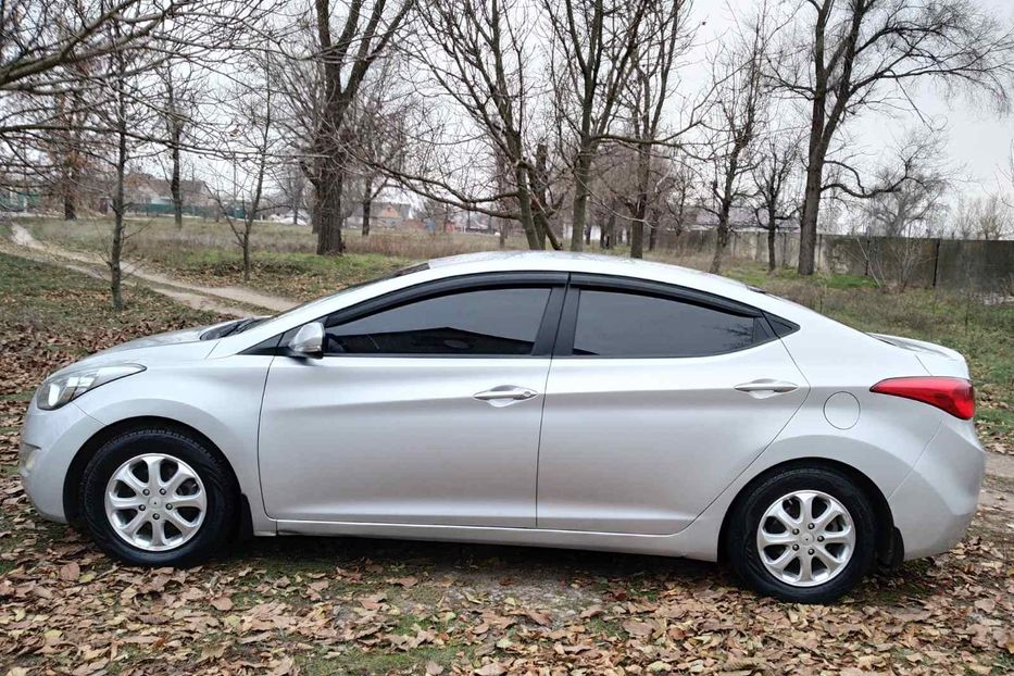 Продам Hyundai Elantra 2011 года в Запорожье