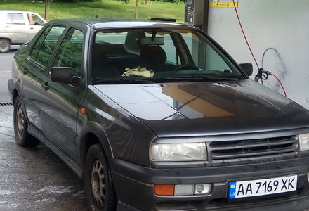 Продам Volkswagen Vento 2.0Е 1992 года в Киеве