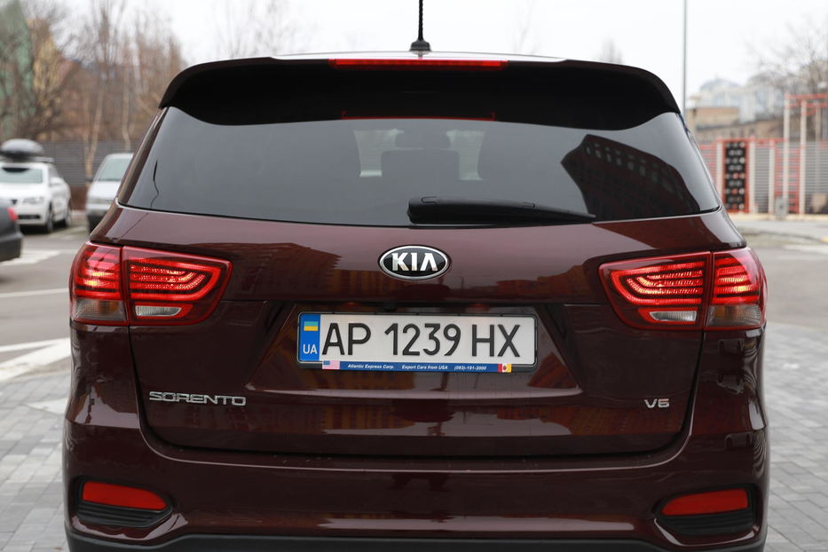 Продам Kia Sorento V6 2019 года в Киеве