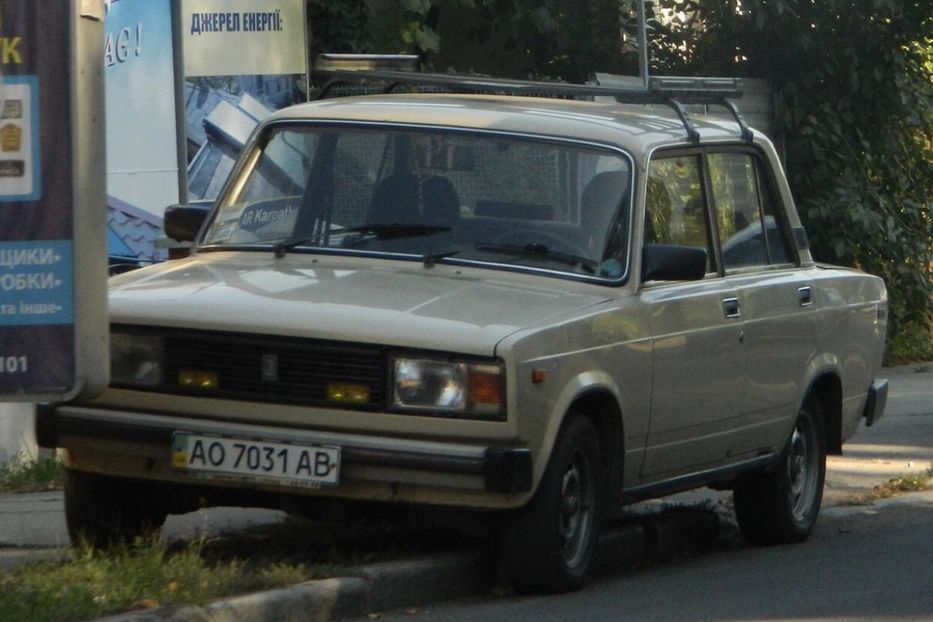 Продам ВАЗ 2105 Lada Riva 21057 1992 года в Ужгороде