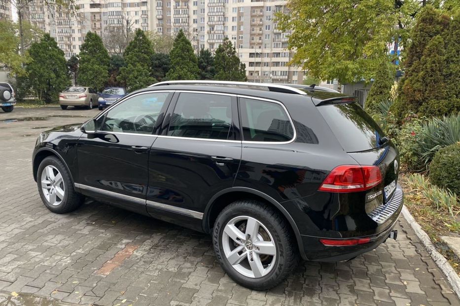 Продам Volkswagen Touareg 2012 года в Одессе