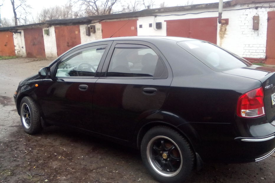 Продам Chevrolet Aveo 2005 года в г. Кривой Рог, Днепропетровская область