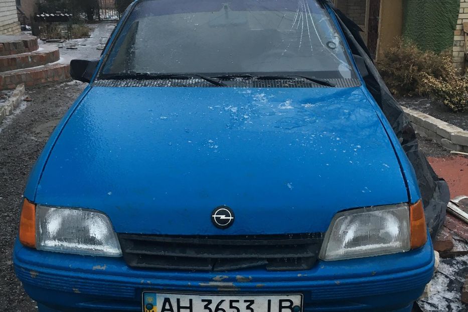 Продам Opel Kadett 1986 года в г. Славянск, Донецкая область