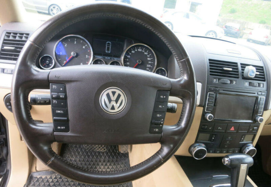 Продам Volkswagen Touareg 2008 года в Ужгороде