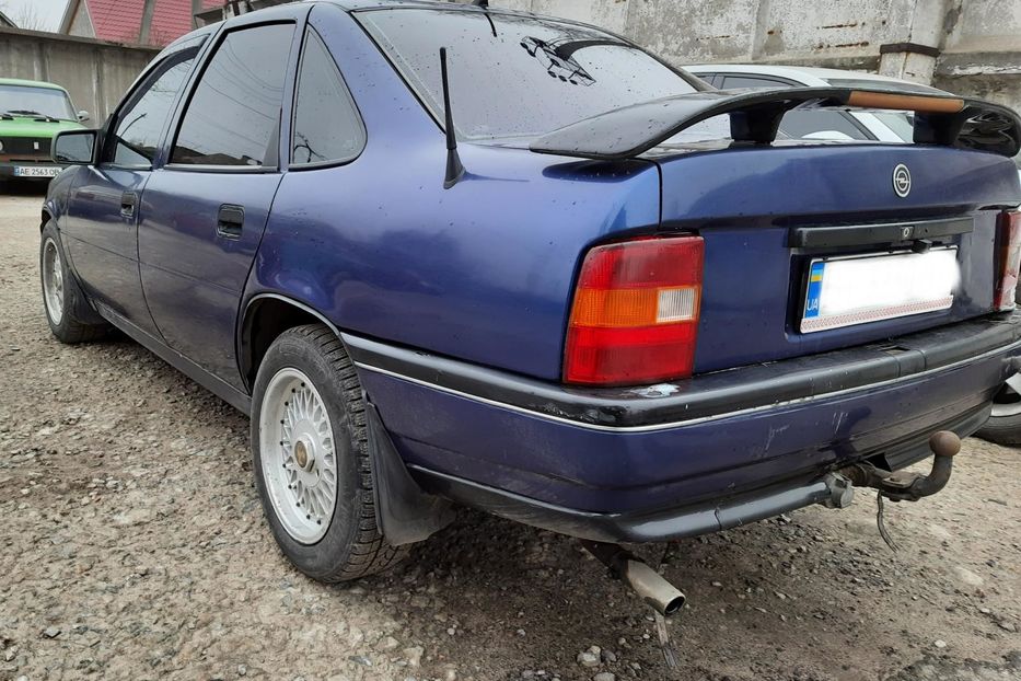 Продам Opel Vectra A 1990 года в Днепре