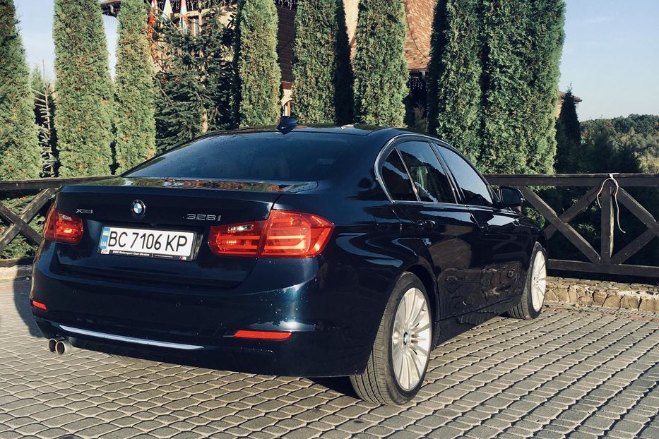 Продам BMW 328 Luxory Line 2014 года в г. Трускавец, Львовская область