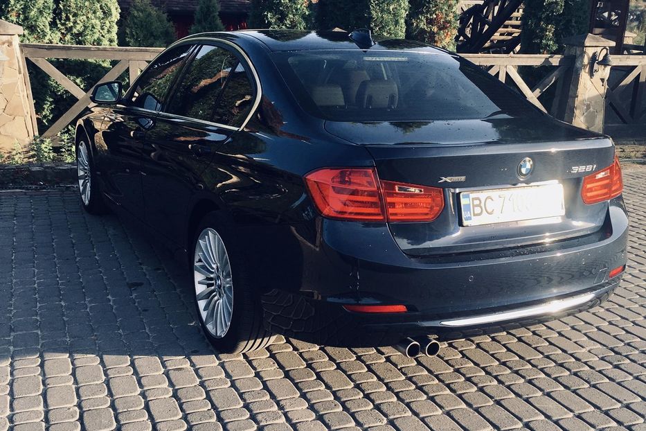 Продам BMW 328 Luxory Line 2014 года в г. Трускавец, Львовская область