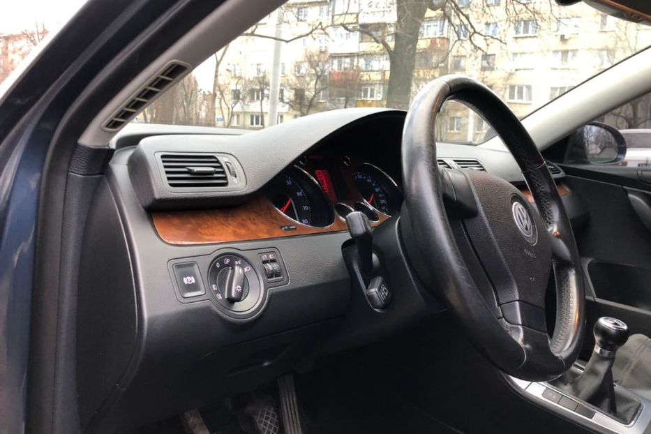 Продам Volkswagen Passat B6 Highline 2007 года в Харькове