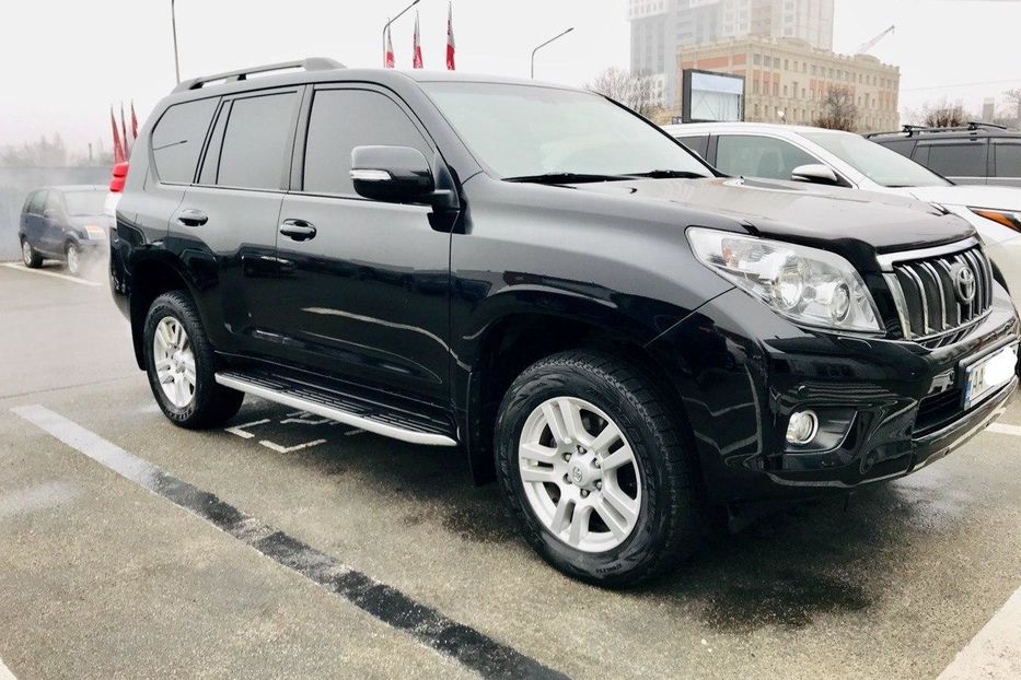 Продам Toyota Land Cruiser Prado 2013 года в Киеве