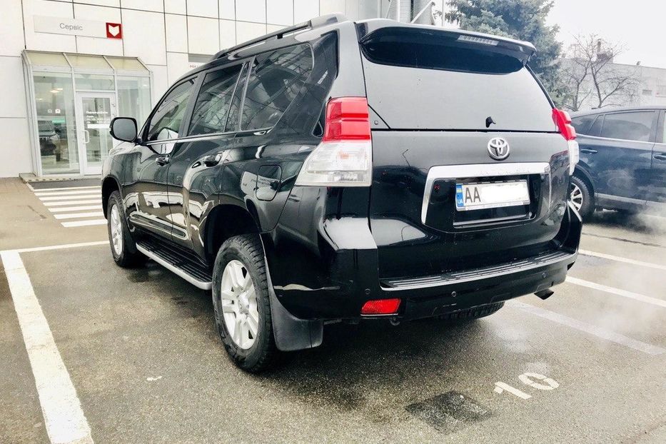 Продам Toyota Land Cruiser Prado 2013 года в Киеве