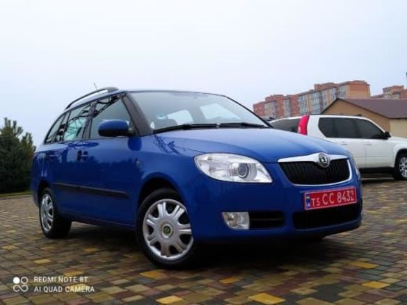 Продам Skoda Fabia AMBIENTE 2009 года в Днепре