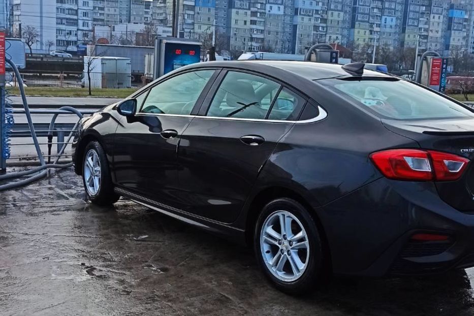 Продам Chevrolet Cruze LT RS 2017 года в Киеве