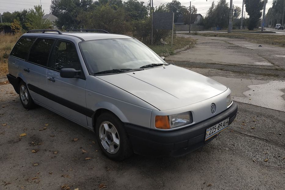 Продам Volkswagen Passat B3 1990 года в г. Кривой Рог, Днепропетровская область