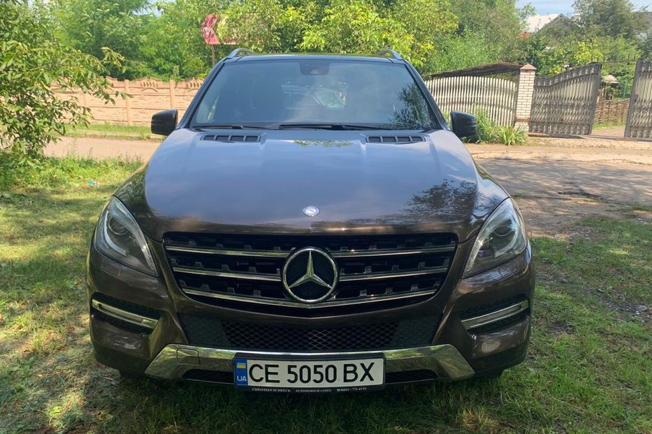 Продам Mercedes-Benz ML 350 Ристальинг 2012 года в Черновцах