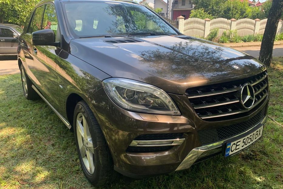 Продам Mercedes-Benz ML 350 Ристальинг 2012 года в Черновцах