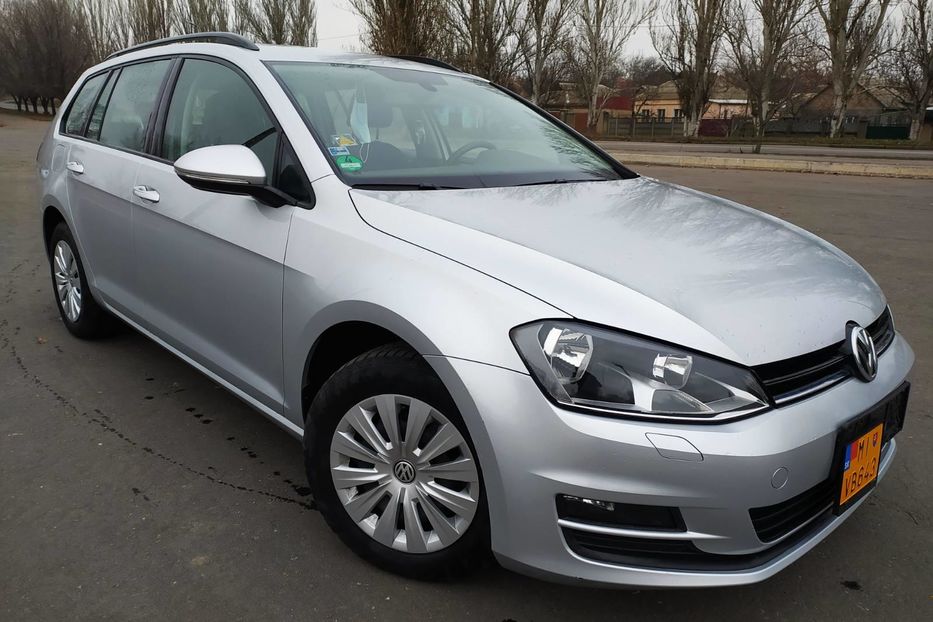 Продам Volkswagen Golf VII 2014 года в Киеве