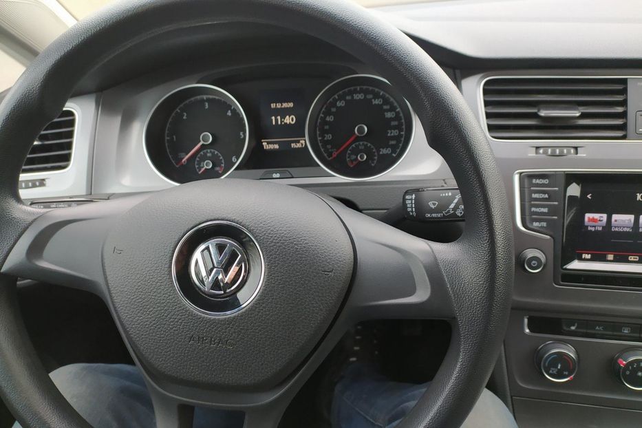 Продам Volkswagen Golf VII 2014 года в Киеве