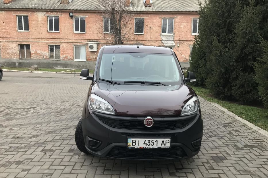 Продам Fiat Doblo пасс. 2016 года в г. Кременчуг, Полтавская область