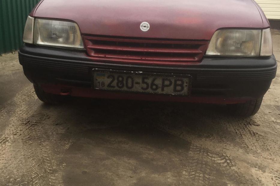 Продам Opel Kadett C16NZ 1990 года в г. Заречное, Ровенская область