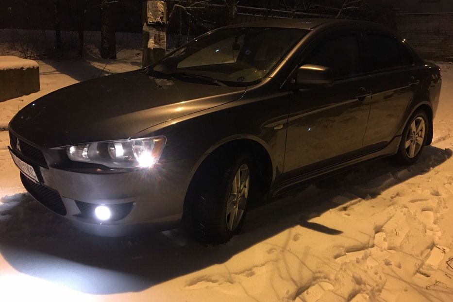 Продам Mitsubishi Lancer X 2010 года в Киеве