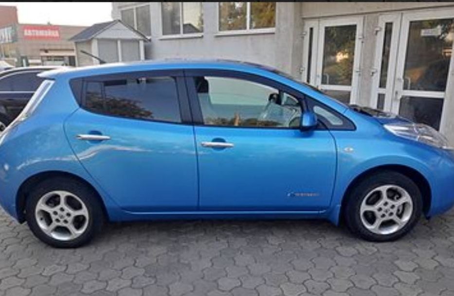 Продам Nissan Leaf 2012 года в г. Мариуполь, Донецкая область