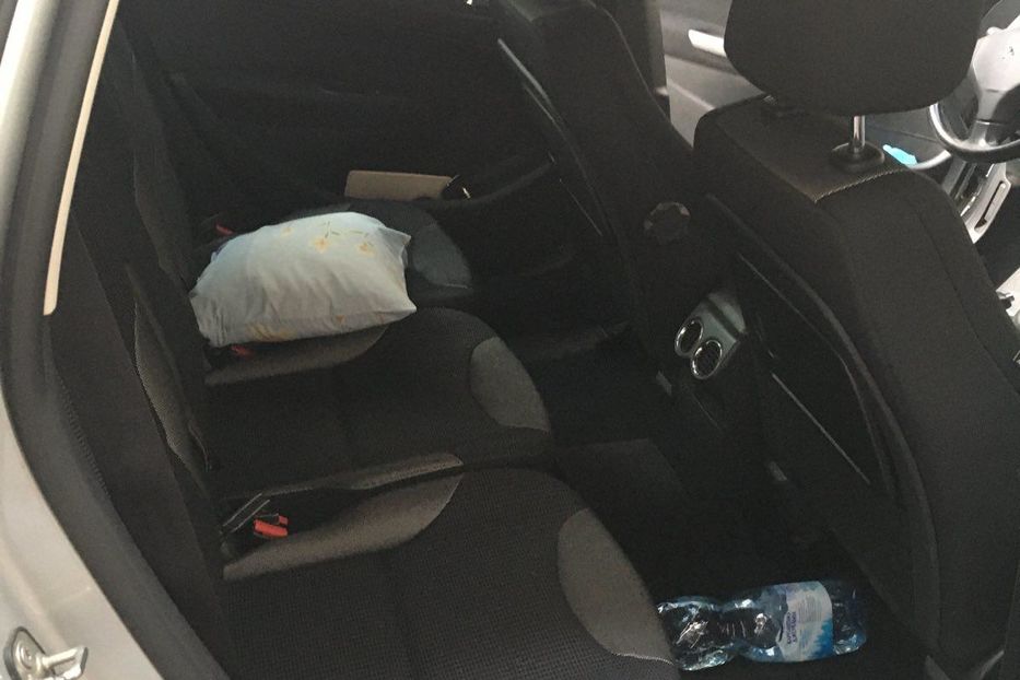 Продам Peugeot 308 СВ 2012 года в Киеве
