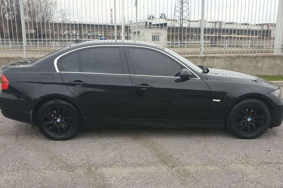 Продам BMW 320 2006 года в Одессе