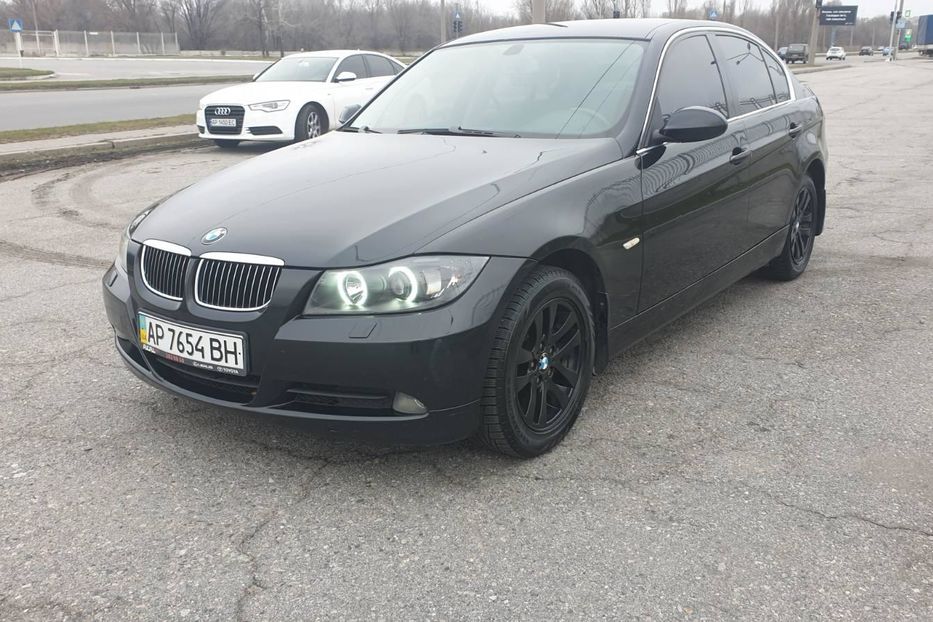 Продам BMW 320 2006 года в Одессе
