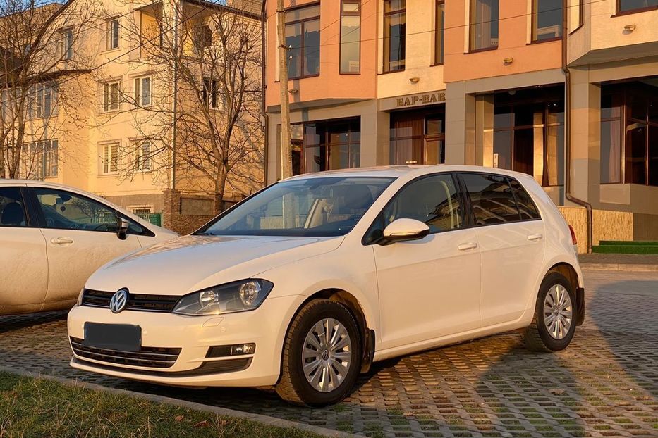 Продам Volkswagen Golf VII 2013 года в Киеве